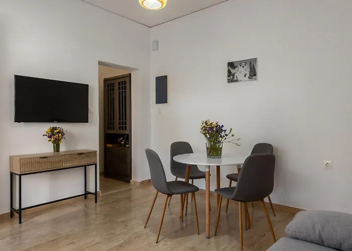 Filerimos Nest Pastida